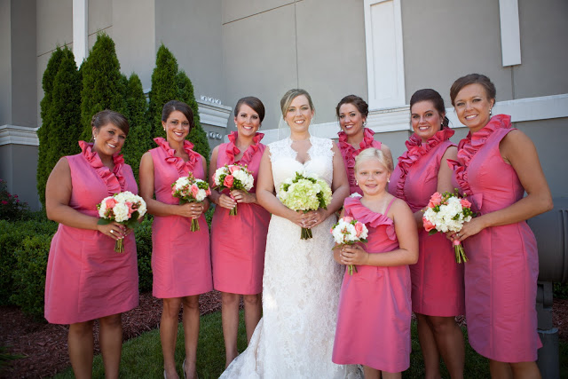 Bride Vs Bridal Party How Coordinated Should They Be 