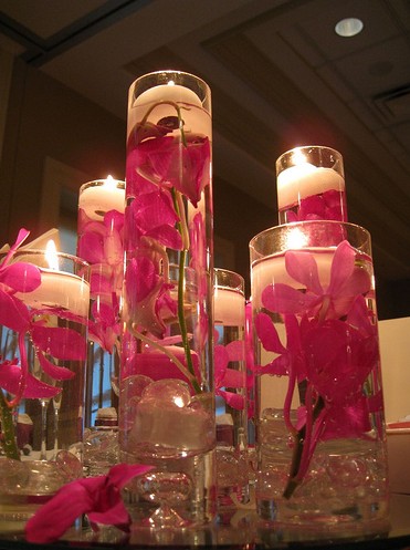 Submerge your Flowers for Chic (and Cheap!) Centerpieces